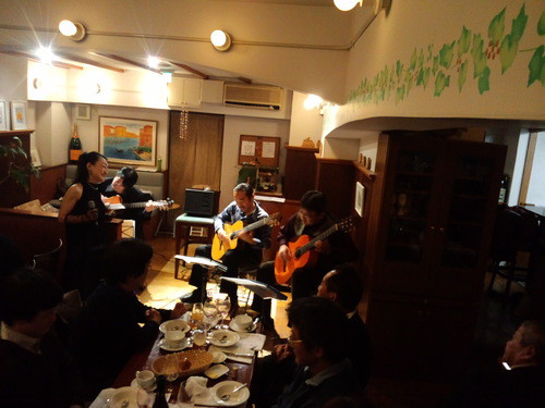 ヌーヴォーとアコースティックライブを楽しむ会