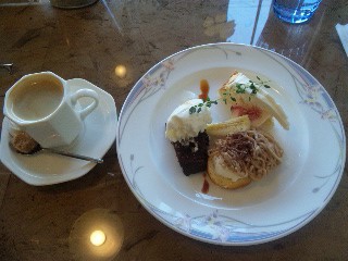 「PAUSE CAFE 」