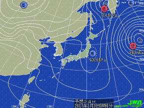 明日の気圧配置図