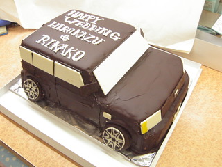 TOYOTA BBのケーキ 結婚式2次会に