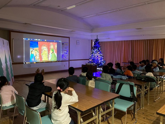 ボーイスカウト浜松第6団の「魔法学校のクリスマス」の様子です。 ボーイスカウト浜松第6団の「魔法学校のクリスマス」の様子です。