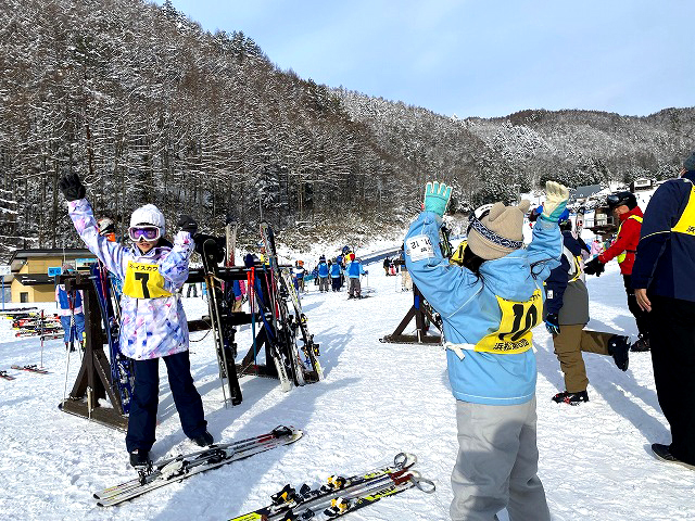 ボーイスカウト浜松第6団のスキー訓練の様子です。 ボーイスカウト浜松第6団のスキー訓練の様子です。