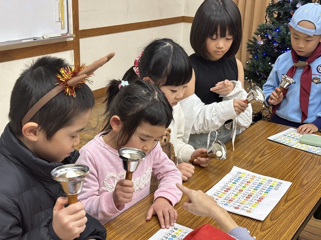 ボーイスカウト浜松第6団の「魔法学校のクリスマス」の様子です。 ボーイスカウト浜松第6団の「魔法学校のクリスマス」の様子です。