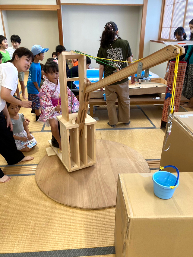 ボーイスカウト浜松第6団の「こども縁日」の様子です。 ボーイスカウト浜松第6団の「こども縁日」の様子です。
