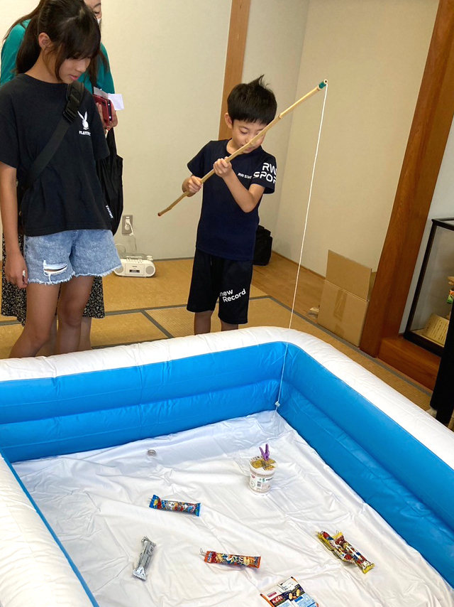 ボーイスカウト浜松第6団の「こども縁日」の様子です。 ボーイスカウト浜松第6団の「こども縁日」の様子です。