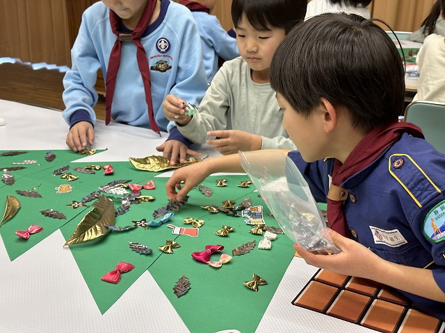 ボーイスカウト浜松第6団の「魔法学校のクリスマス」の様子です。 ボーイスカウト浜松第6団の「魔法学校のクリスマス」の様子です。
