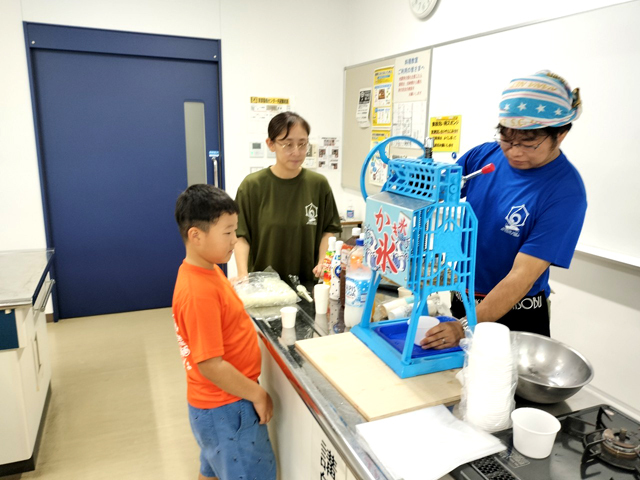 ボーイスカウト浜松第6団の「こども縁日」の様子です。 ボーイスカウト浜松第6団の「こども縁日」の様子です。