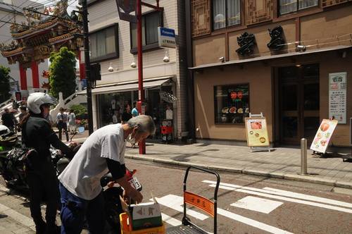 横浜中華街で「チューシュー丼」のルーツを探る！？