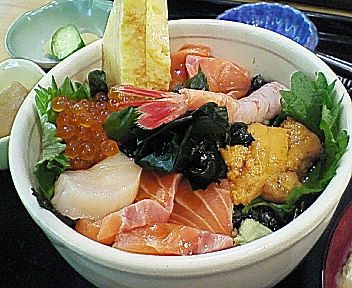 魚屋さんが定食をはじめたら…そりゃ〜安いでしょ