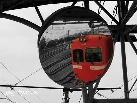 新赤ガエル 吉原駅ホーム 岳南電車の旅 NO・4