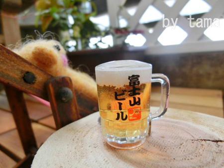 新しいウッドデッキ 富士山ビール?で乾杯♪