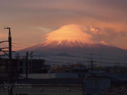 緊急UP 今日の撮れたて富士山 夕焼けから闇夜へ