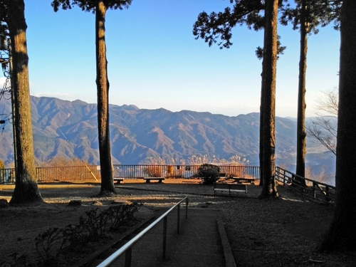 身延山ロープウェイ山頂の展望台 3ヵ所 身延山ロープウェイ山頂の展望台 3ヵ所