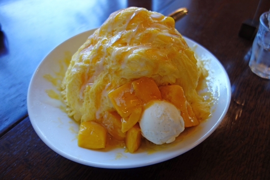 ふわふわ新食感 台湾かき氷 スノージェラート ボンヌ・ジュルネ 富士宮 ふわふわ新食感 台湾かき氷 スノージェラート ボンヌ・ジュルネ 富士宮