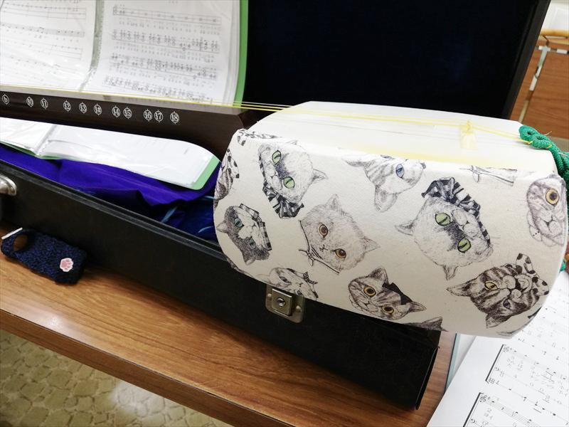 猫柄に張り替え 三味線胴掛け リメイク 猫柄に張り替え 三味線胴掛け リメイク