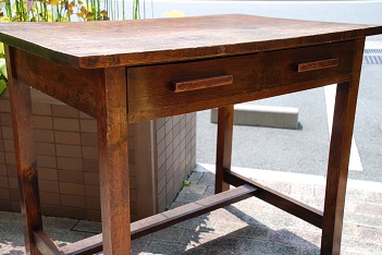 USED DESK