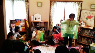 えほん文庫のおはなし会♪1月も第4金曜日に開催します♪ えほん文庫のおはなし会♪1月も第4金曜日に開催します♪