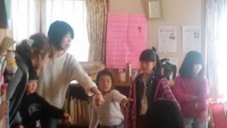 幼稚園児向け英語レッスン始まりました\(^o^)/みんなdeHappy☆English 幼稚園児向け英語レッスン始まりました\(^o^)/みんなdeHappy☆English
