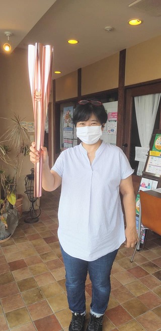 娘が特別支援学校の高等部で美術の特別授業「デジタルイラストを知ろう!」の先生をしました♪ 娘が特別支援学校の高等部で美術の特別授業「デジタルイラストを知ろう!」の先生をしました♪