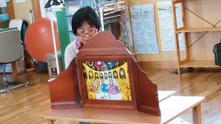 障害児支援ルーム「くじらぐも」さんで、出張♪えほん文庫のおはなし会♪大人の方向けのおはなし会を楽しんでいただきました♡ 障害児支援ルーム「くじらぐも」さんで、出張♪えほん文庫のおはなし会♪大人の方向けのおはなし会を楽しんでいただきました♡