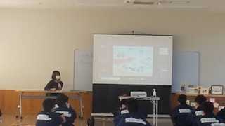 娘が特別支援学校の高等部で美術の特別授業「デジタルイラストを知ろう!」の先生をしました♪ 娘が特別支援学校の高等部で美術の特別授業「デジタルイラストを知ろう!」の先生をしました♪