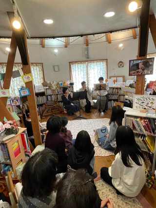 えほん文庫のおはなし会♪3月22日㈮の開催☆オカリナ演奏もあります☆ えほん文庫のおはなし会♪3月22日㈮の開催☆オカリナ演奏もあります☆