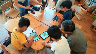 大好評プログラミング体験会♪これまでに親子兄弟参加で36人が受講☆大人のための講座も開きますよ♪7月開校プログラミング塾 大好評プログラミング体験会♪これまでに親子兄弟参加で36人が受講☆大人のための講座も開きますよ♪7月開校プログラミング塾