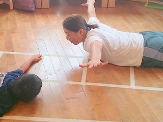 発達の緩やかなお子さまの呼吸と体幹エクササイズ♪3月は25日土曜日の開催です♪ 発達の緩やかなお子さまの呼吸と体幹エクササイズ♪3月は25日土曜日の開催です♪