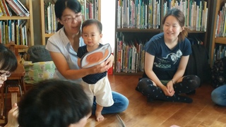 わらべうた遊びの会♬ゆったりとした時間になりました。次回は、9月29日です♪ わらべうた遊びの会♬ゆったりとした時間になりました。次回は、9月29日です♪