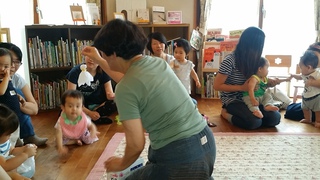 わらべうた遊びの会♬ゆったりとした時間になりました。次回は、9月29日です♪ わらべうた遊びの会♬ゆったりとした時間になりました。次回は、9月29日です♪