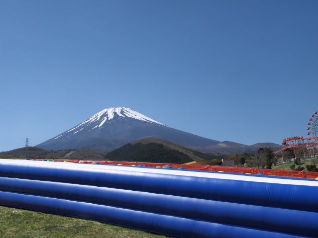 2016年5月5日の富士山 ぐりんぱ 2016年5月5日の富士山 ぐりんぱ