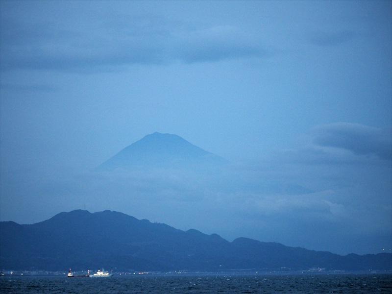 2024年10月25日の富士山 三保 2024年10月25日の富士山 三保