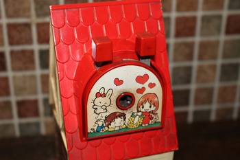 なつかしい文房具① 鉛筆削り (手動&電動タイプ・えんぴつけずり・昭和レトロな文房具) なつかしい文房具① 鉛筆削り (手動&電動タイプ・えんぴつけずり・昭和レトロな文房具)