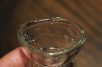古い薬品関係のガラスビン (気泡入り消毒瓶・昭和レトロ雑貨・アンティーク薬びん・買い取り) 古い薬品関係のガラスビン (気泡入り消毒瓶・昭和レトロ雑貨・アンティーク薬びん・買い取り)