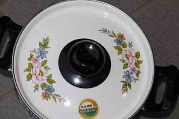 ギフト用品の買い取り 鍋/フライパン/皿/湯呑/急須/茶器/ポット/コーヒーカップ/お返し/引き出物/バスタオル/石鹸 ギフト用品の買い取り 鍋/フライパン/皿/湯呑/急須/茶器/ポット/コーヒーカップ/お返し/引き出物/バスタオル/石鹸
