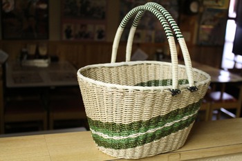 未使用!レトロなナイロン製・お買い物カゴ (昭和雑貨・かご・籠・エコショッピングバッグ) 未使用!レトロなナイロン製・お買い物カゴ (昭和雑貨・かご・籠・エコショッピングバッグ)