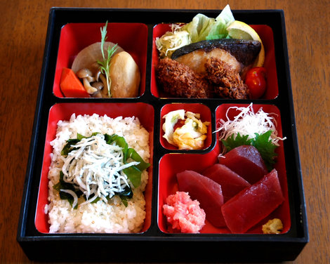 ぎょゆう弁当 ぎょゆう弁当