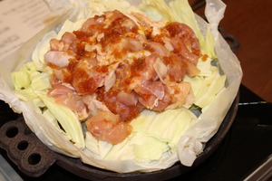 しょうゆかつ丼&鶏ちゃん (中津川のB級グルメ・岐阜県中津川市の五万石様) しょうゆかつ丼&鶏ちゃん (中津川のB級グルメ・岐阜県中津川市の五万石様)