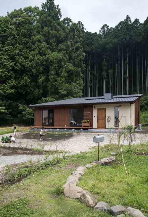 神山の家完成写真