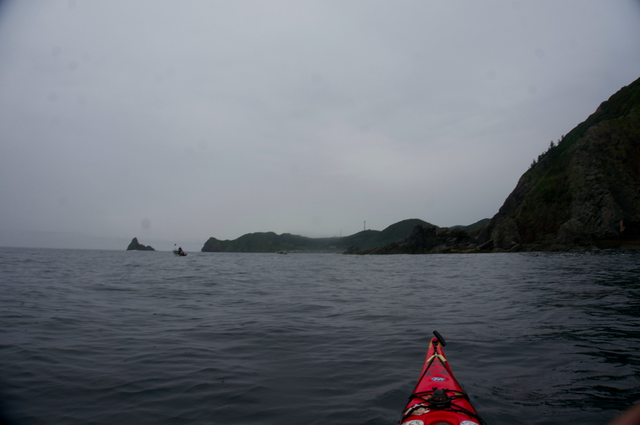 津軽海峡の最狭部、汐首岬を通過。 手漕ぎ舟日本一周の海旅 8月15日 津軽海峡の最狭部、汐首岬を通過。 手漕ぎ舟日本一周の海旅 8月15日