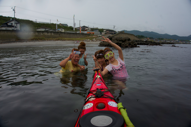 津軽海峡の最狭部、汐首岬を通過。 手漕ぎ舟日本一周の海旅 8月15日 津軽海峡の最狭部、汐首岬を通過。 手漕ぎ舟日本一周の海旅 8月15日