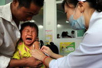中国に再び衝撃　検査不合格のワクチンが乳児数十万人に接種