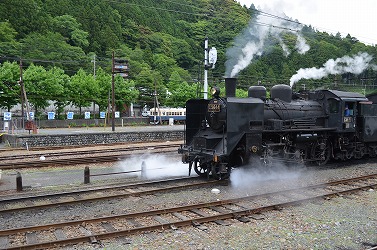 千頭駅発14時50分。