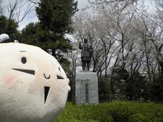 【家康くん日記】浜松城の周辺を散歩したのじゃ！桜情報！