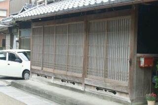 雨が降っていたので、