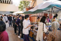 インドネシア・フェスティバル in 浜松 2023(31)　飲食ブースのにぎわい