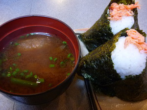 どすごい丼とカニ