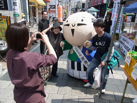 家康くん モール街軽トラ市出陣!!