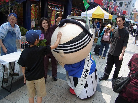 家康くん モール街軽トラ市出陣!!