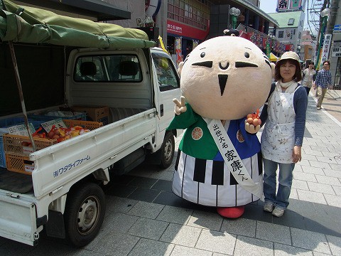 家康くん モール街軽トラ市出陣!!